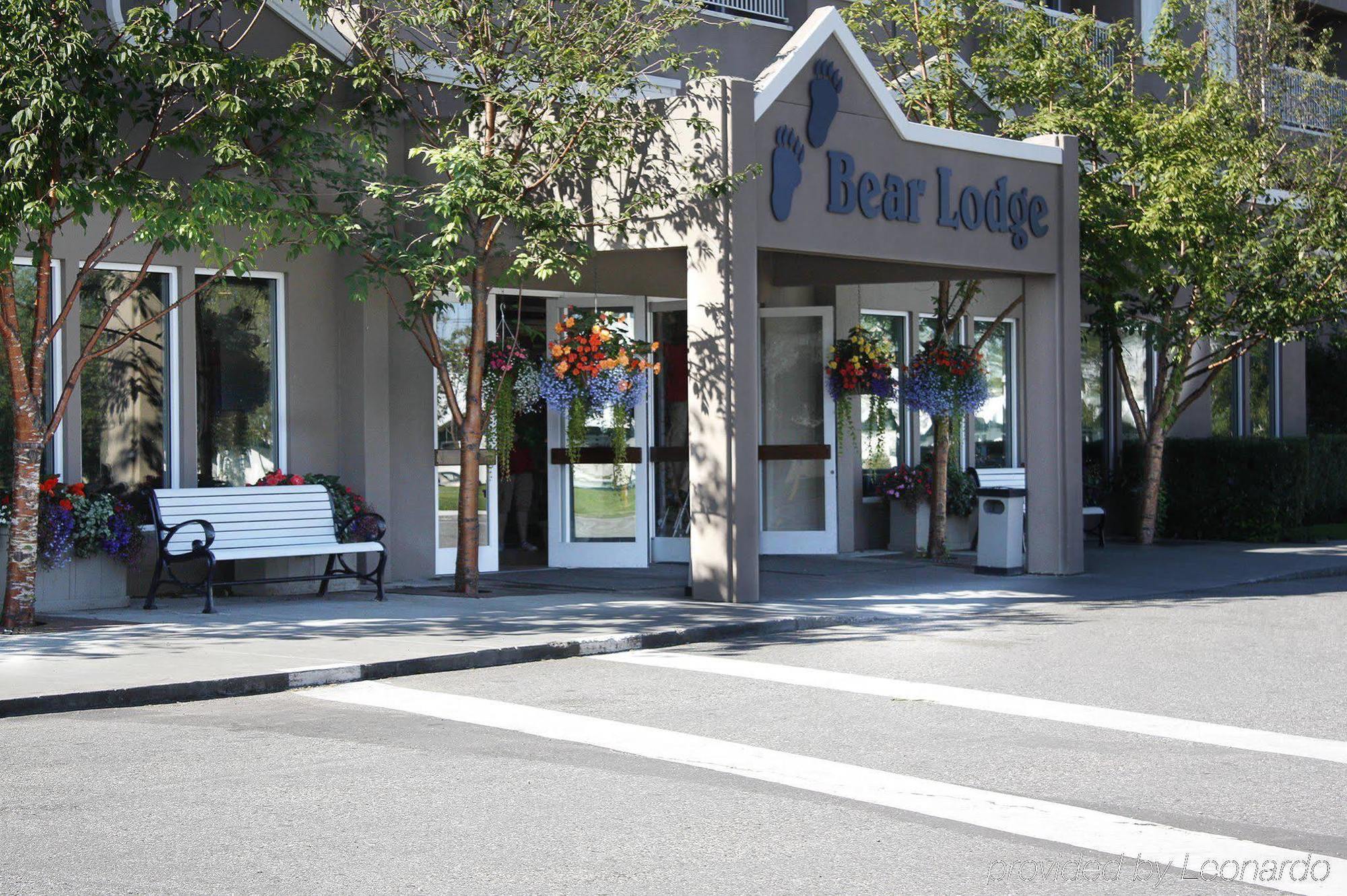 Bear Lodge Fairbanks Exterior photo